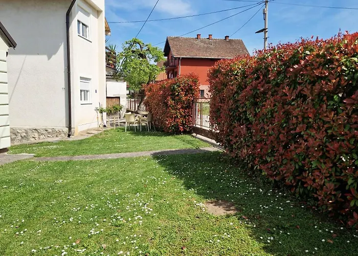 Domacinska Kuca Ferienhaus Bajina Basta